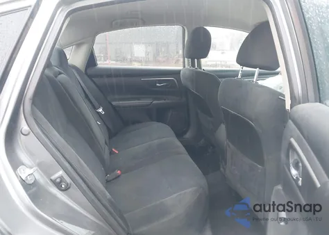 2015 Nissan Altima 2.5 S z USA, uszkodzony, nr VIN 1N4AL3AP2FN880127